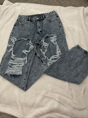 SHEIN Distressed Straight Leg Jeans in Washed Black/Grey
